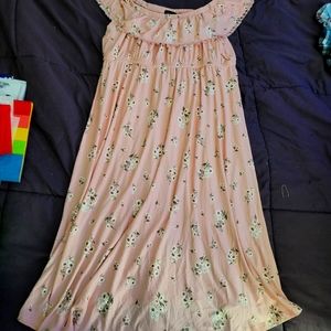 Light Pink Super Soft Dress Flora White Flowersl Casual Below The Knee Length